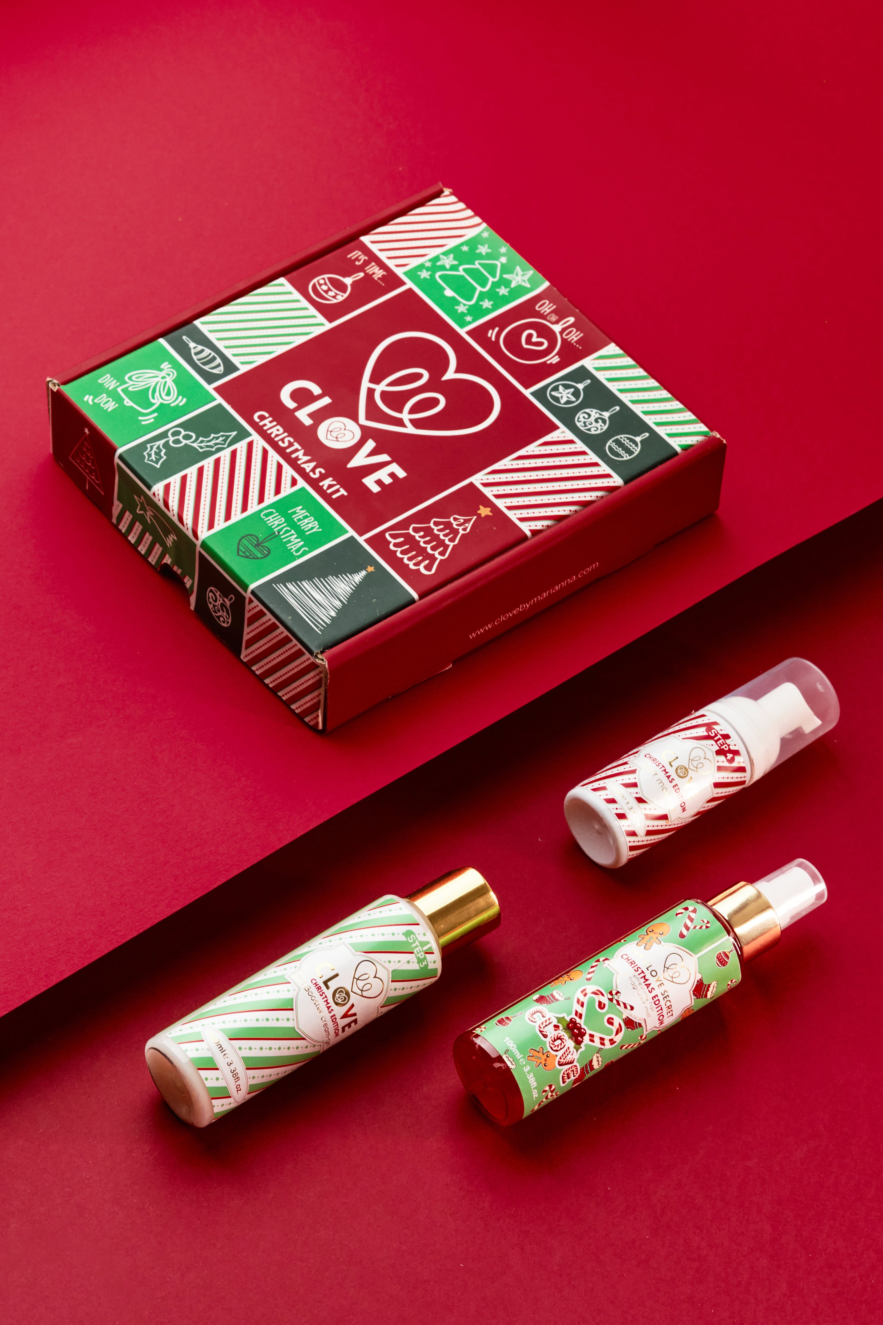 CHRISTMAS CLOVE KIT